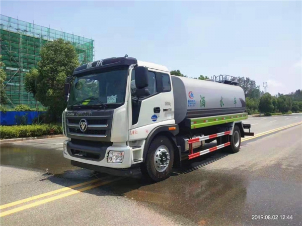 福田瑞沃12方洒水车